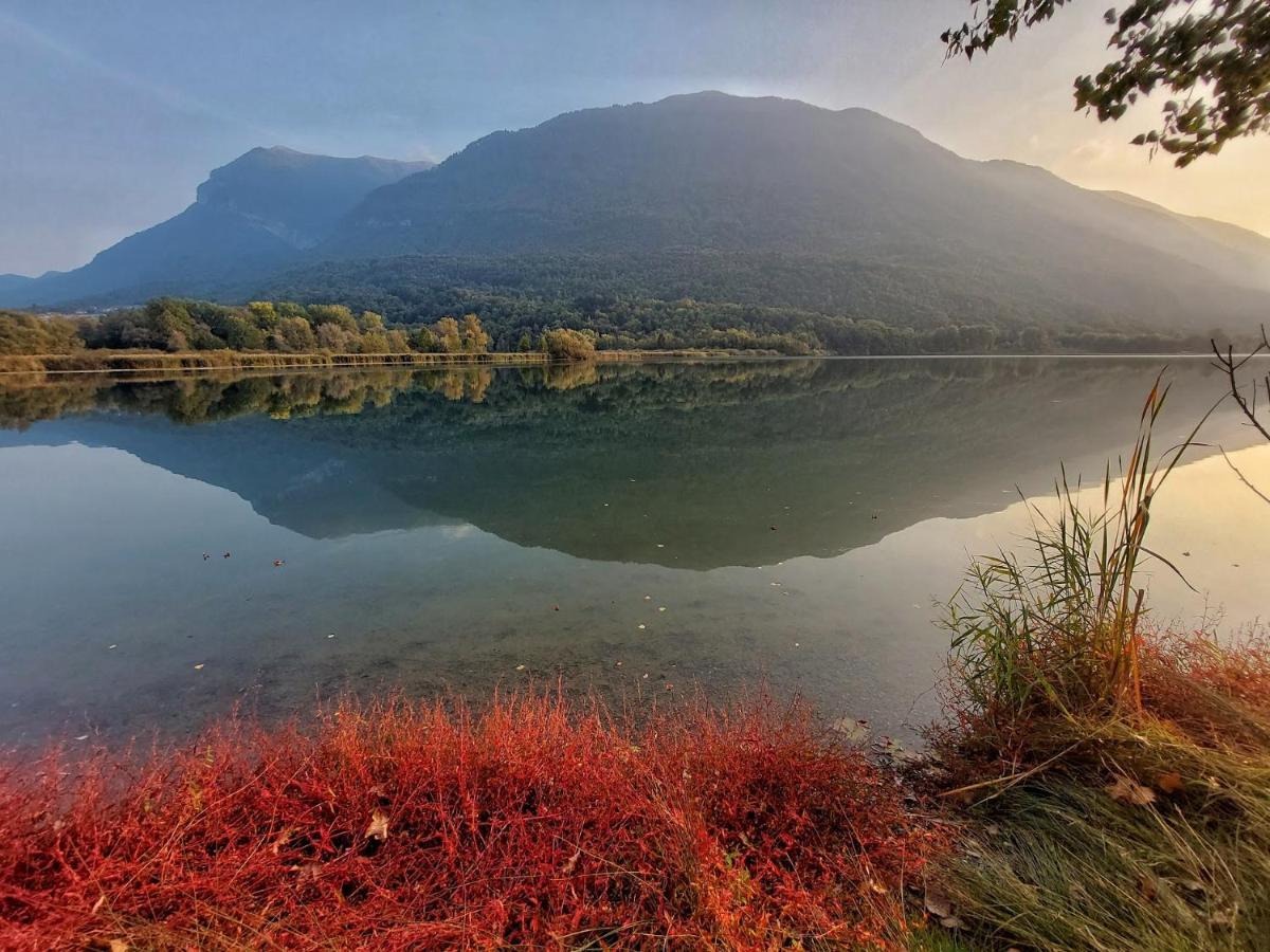 Carlazzo Villaggio Turistico Il Lago Dorato מראה חיצוני תמונה